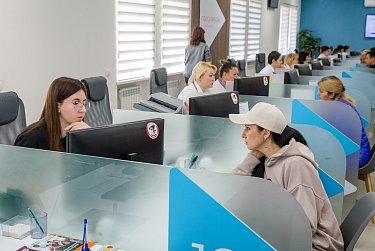 Депутаты обсудили проблему кадров и возможности кадрового центра